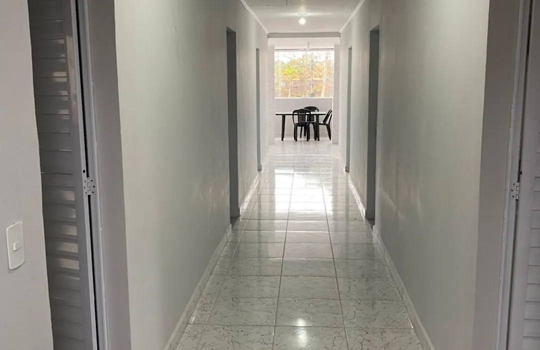 Suite3 a 3 quadras da praia-1